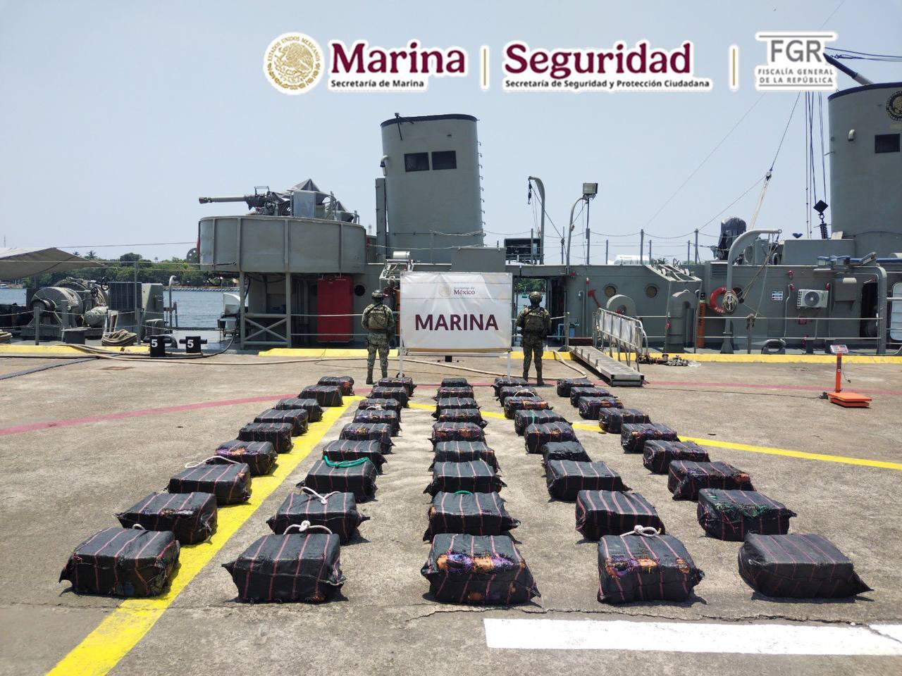Operativo marítimo en Michoacán